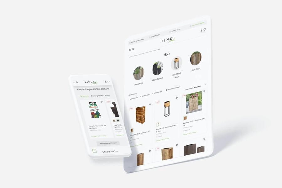Auf dem Bild ist ein Handy zusehen, auf dem Produktempfehlungen von Klocke zu sehen sind. Auf der rechten Seite sieht man eine Produktübersichtsseite auf einem Tablet.