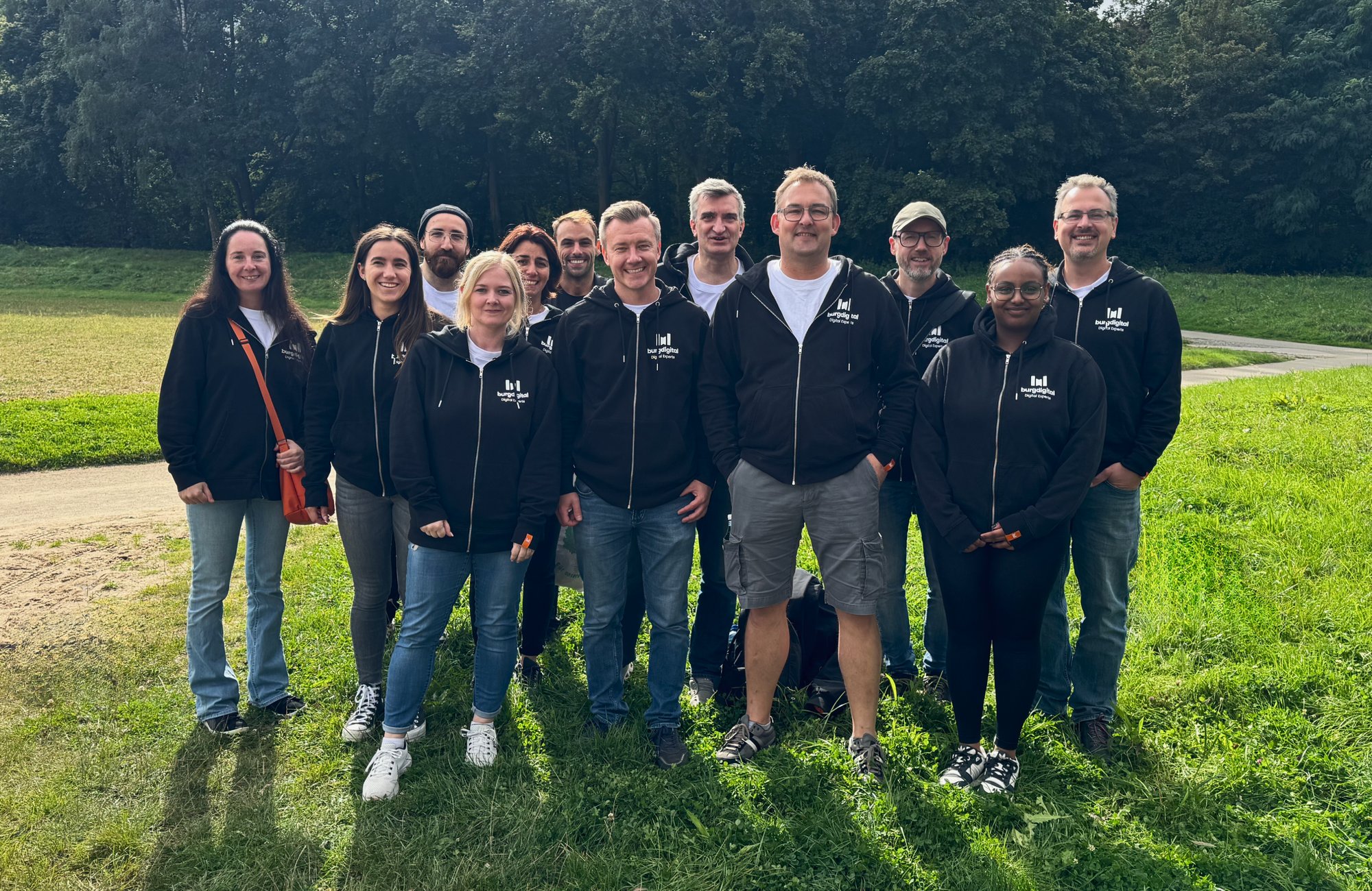 burgdigital_kanu_event_gruppenfoto